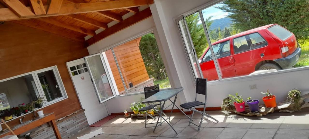 Villa Mi Casita En La Loma à Trevelín Extérieur photo