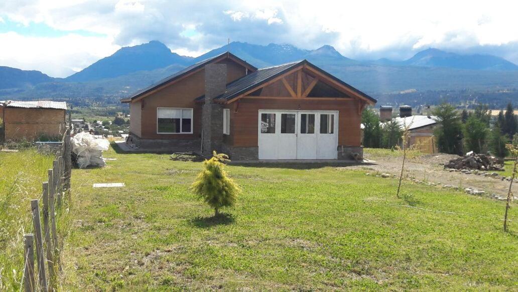 Villa Mi Casita En La Loma à Trevelín Extérieur photo