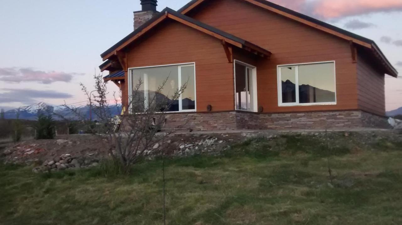 Villa Mi Casita En La Loma à Trevelín Extérieur photo
